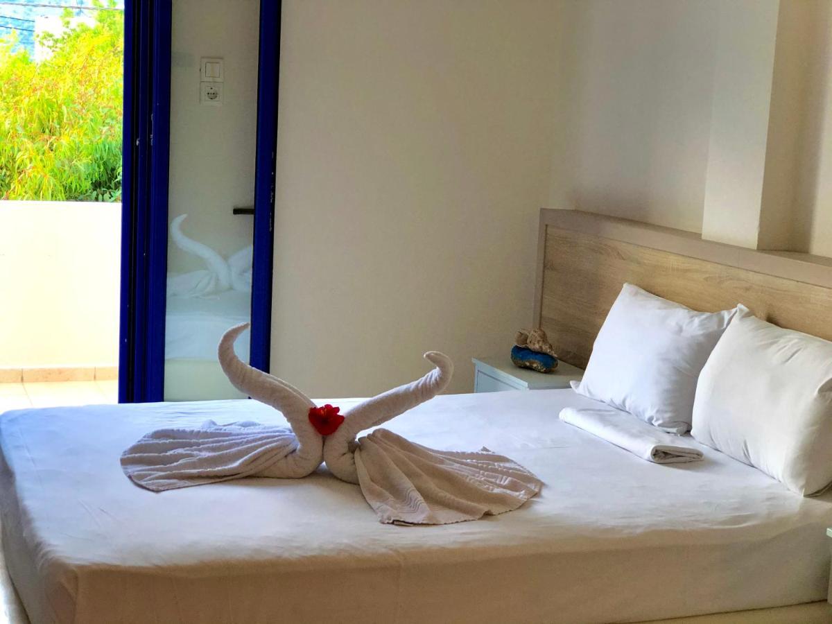 Flisvos Rooms Frangocastelo ภายนอก รูปภาพ